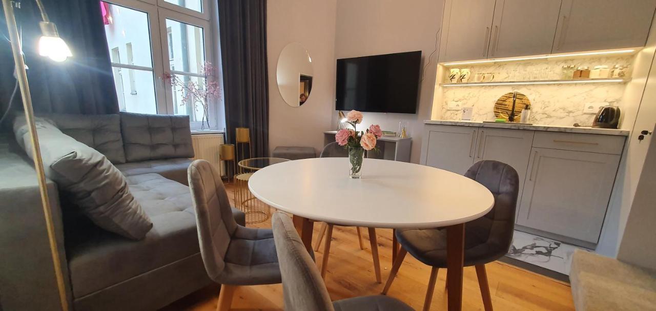 Dk Premium Ballady I Romanse Olsztyn  Luaran gambar