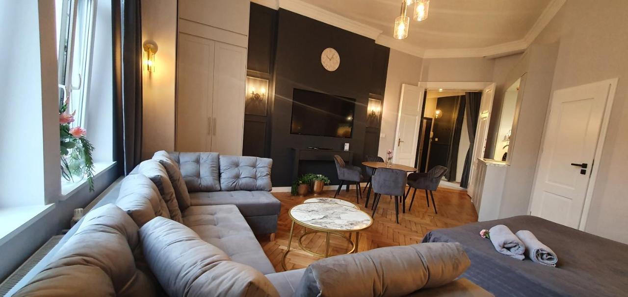Dk Premium Ballady I Romanse Olsztyn  Luaran gambar